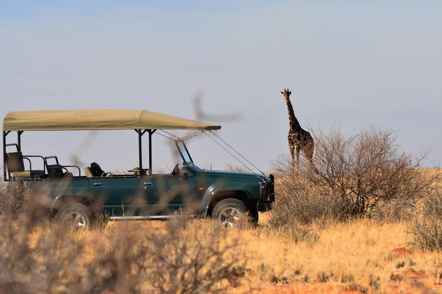 Why Hiring a Car Insurance Claim Lawyer Can Maximize Your Settlement (3 Key Reasons)